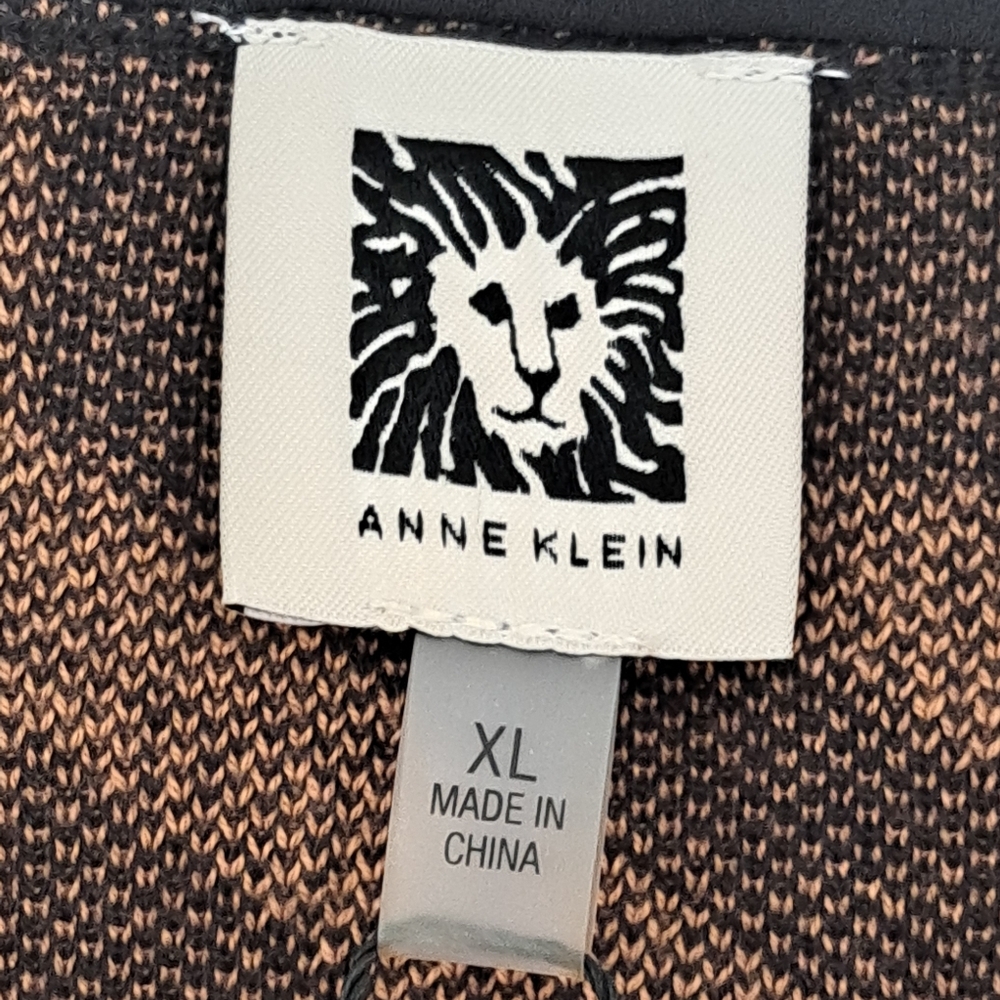 Anne Klein NWT Black Gold Sweater Vest Blouse Office Work Holiday Top. Size XL. - Picture 4 of 10